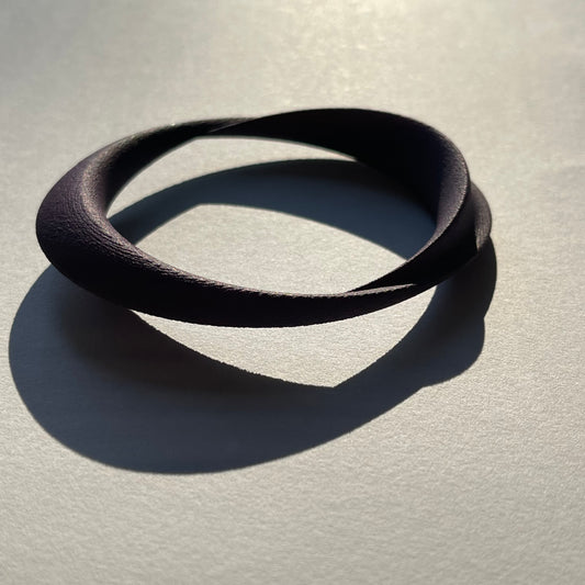 Möbius bangle in laser sintered nylon
