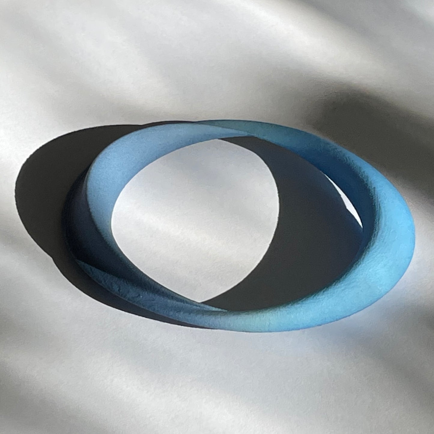 Möbius bangle in laser sintered nylon