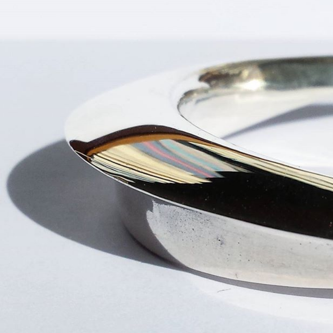 Möbius bangle in Sterling Silver
